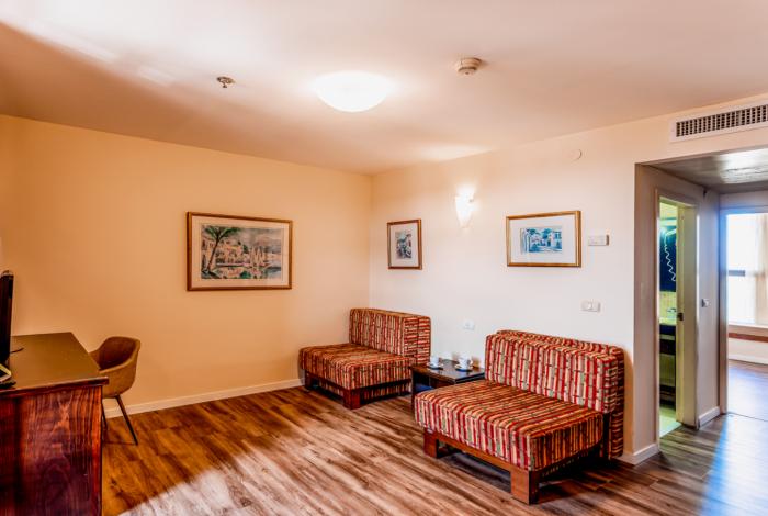Nof Hotel حيفا الغرفة الصورة